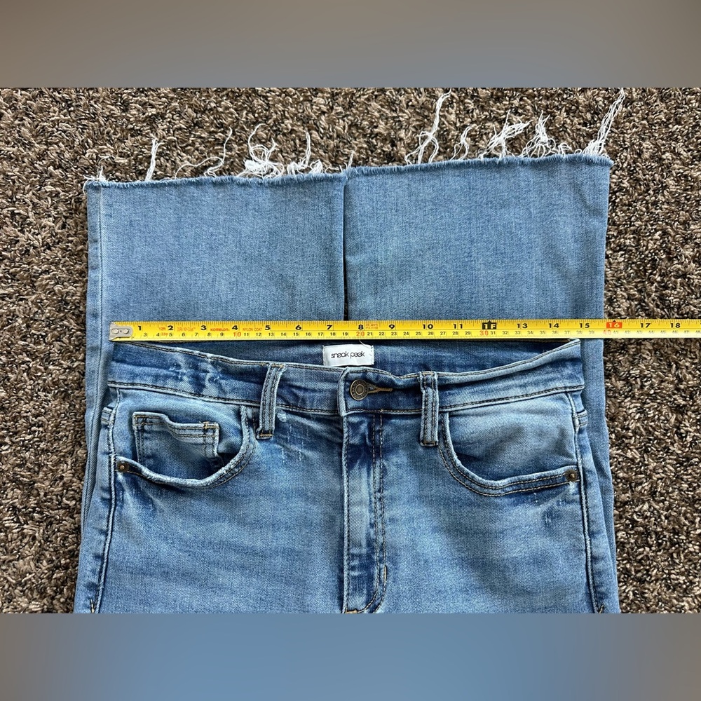 Women’s Sneak Peek High Rise Cropped Raw Hem Jeans - size 9/W29 - Picture 4 of 6